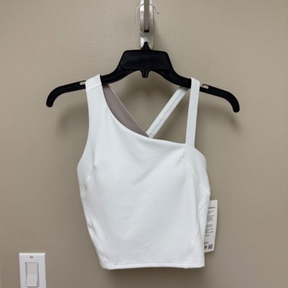 NEW! Lululemon Everlux Asymmetrical Tennis Tank Top White Size 6 W1EI5S $68 - Picture 2 of 12